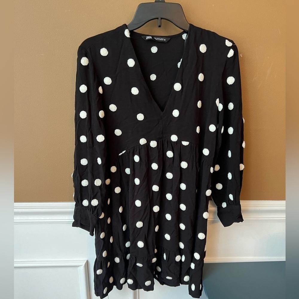 Zara Black Polka Dot Mini V-neck Long Sleeve Dress Size M Trendy Minimalist - Picture 2 of 6
